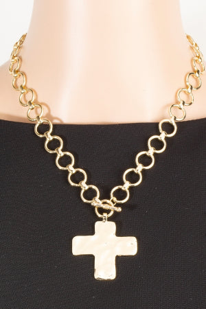 Hammered Flat Cross Pendant Toggle Chain Necklace