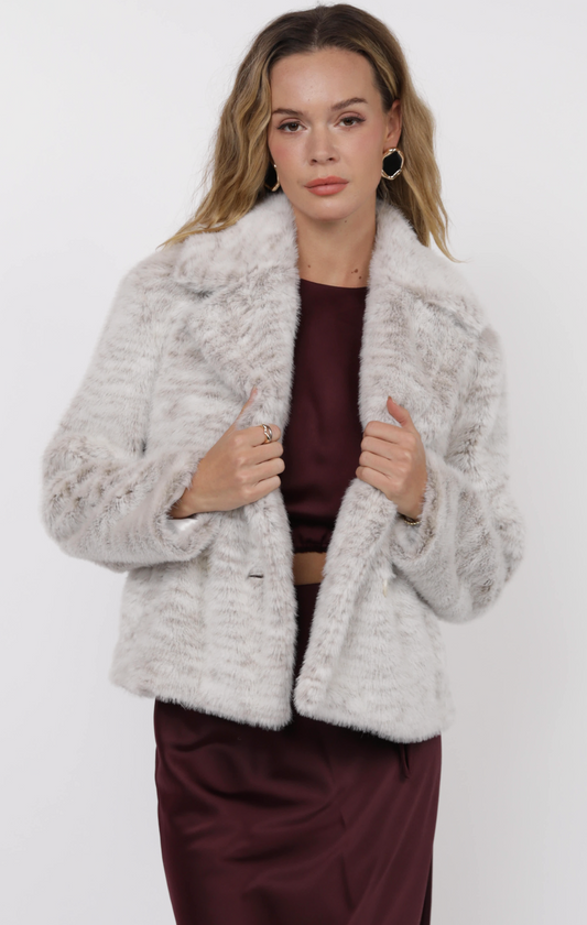 Sage the Label Pretty fab Oversized Collar Faux Fur Coat