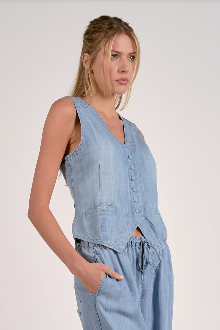 Elan Chambray Button Vest
