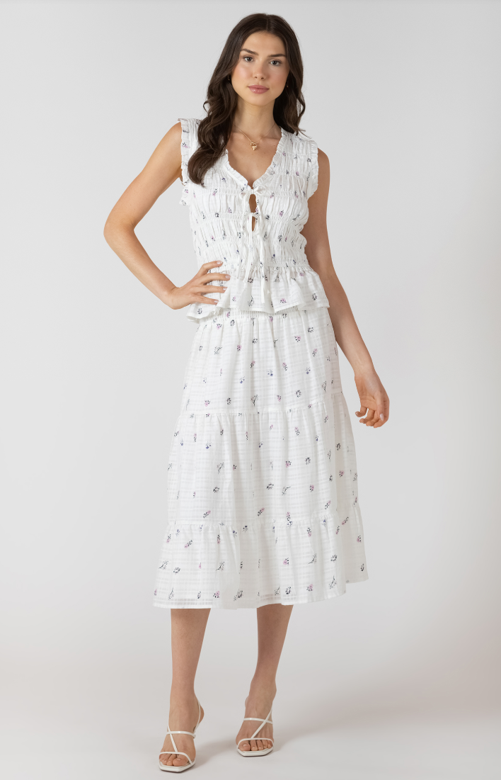 Dex Elastic Detail Tie-Front Top