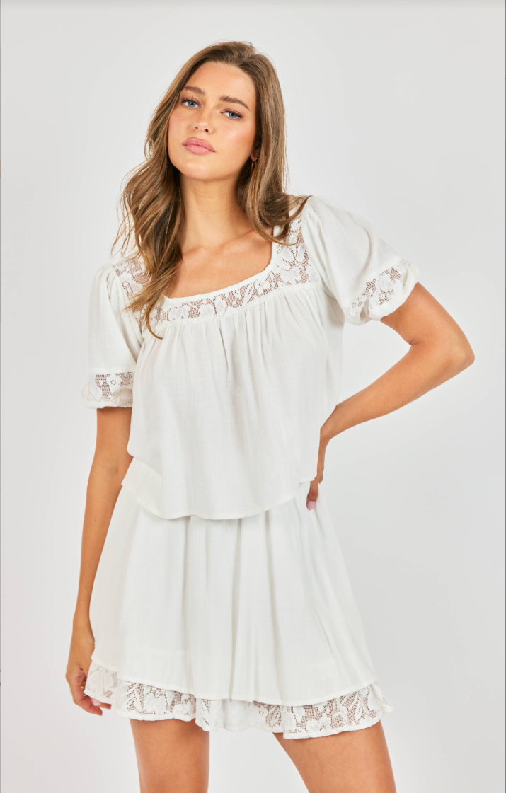 Sadie & Sage Misty Lace Inset Top
