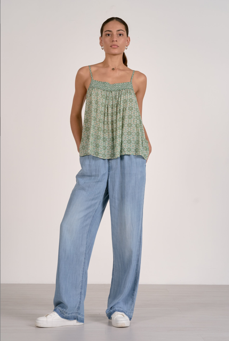 Elan Flowy Spaghetti Strap Top