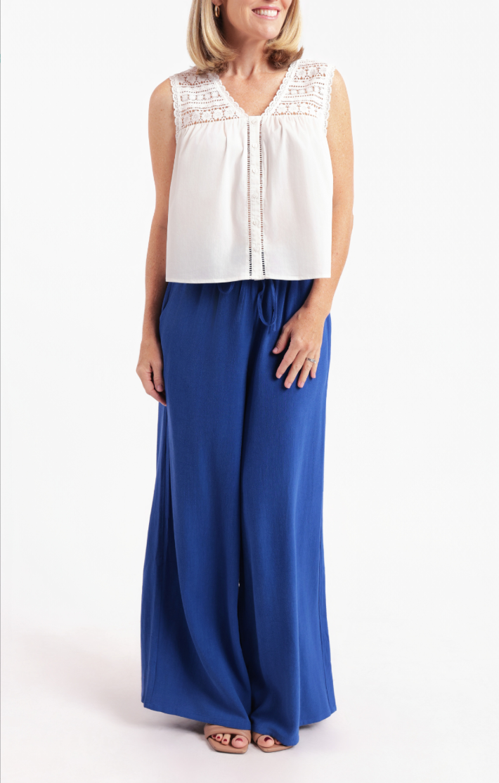 Sadie & Sage Lowtide Lace Trim Sleeveless Top