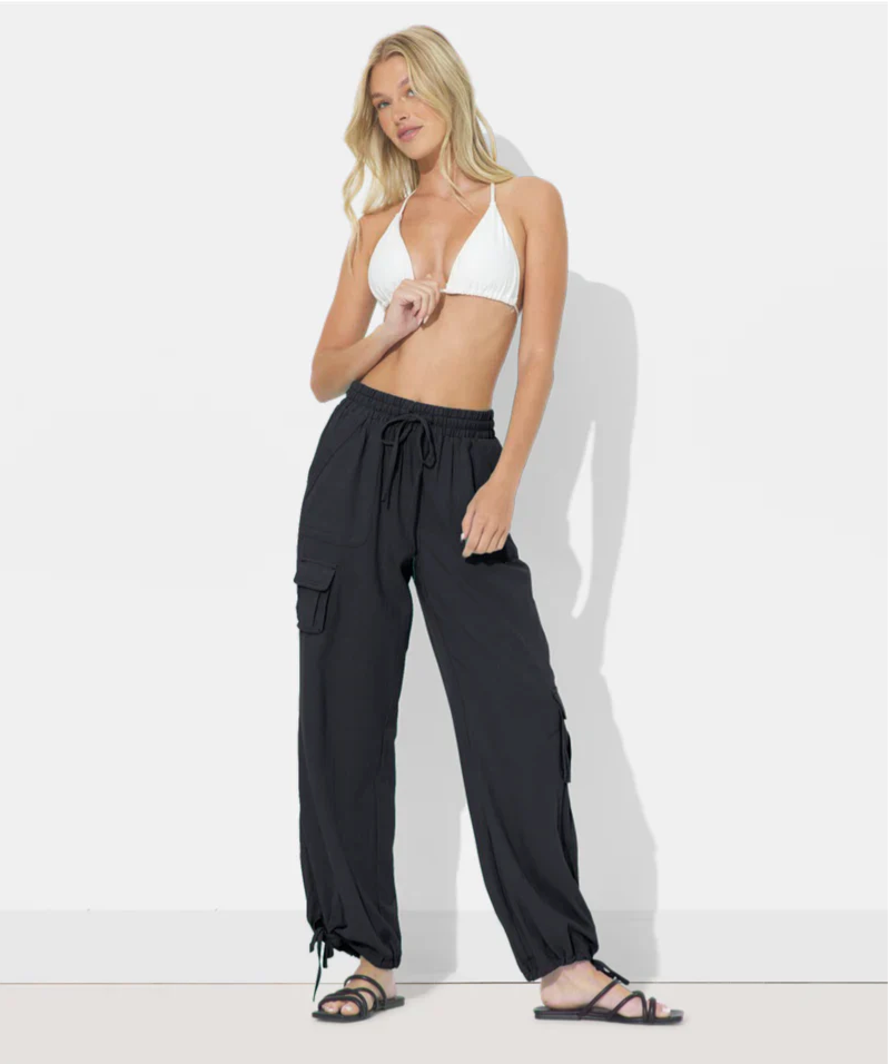 Ocean Drive Textured Cotton Cargo Pants