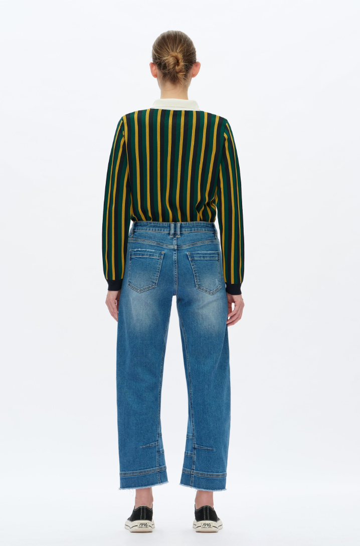 Mid Rise Barrel Leg Jeans