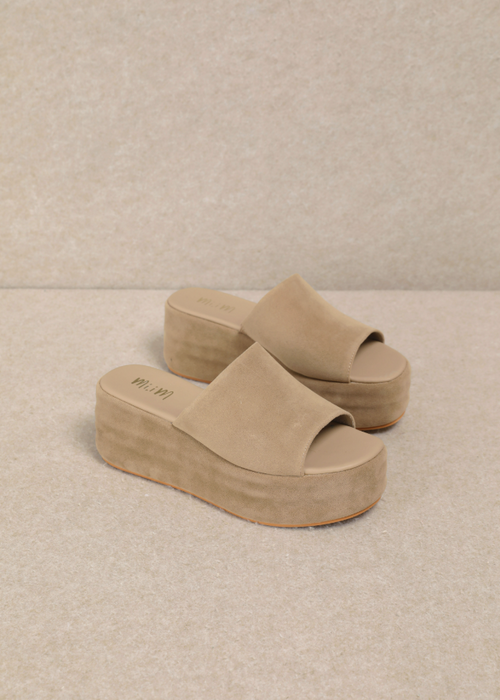 MiiM Harbor Platform Slide Sandals