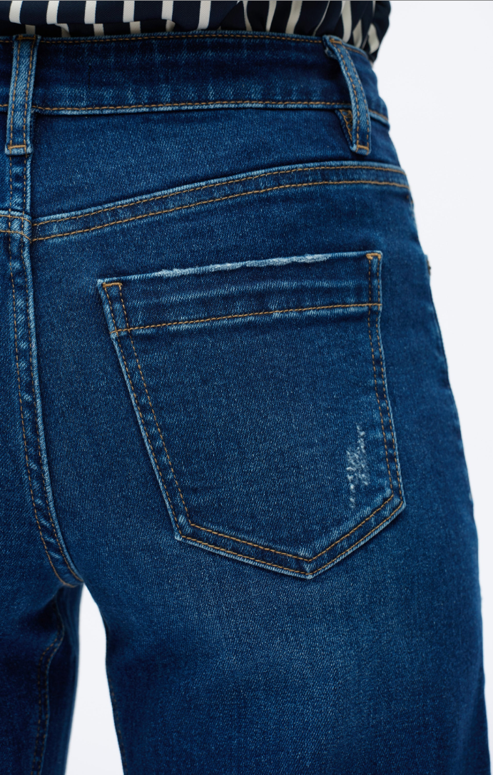 Mid Rise Barrel Leg Jeans