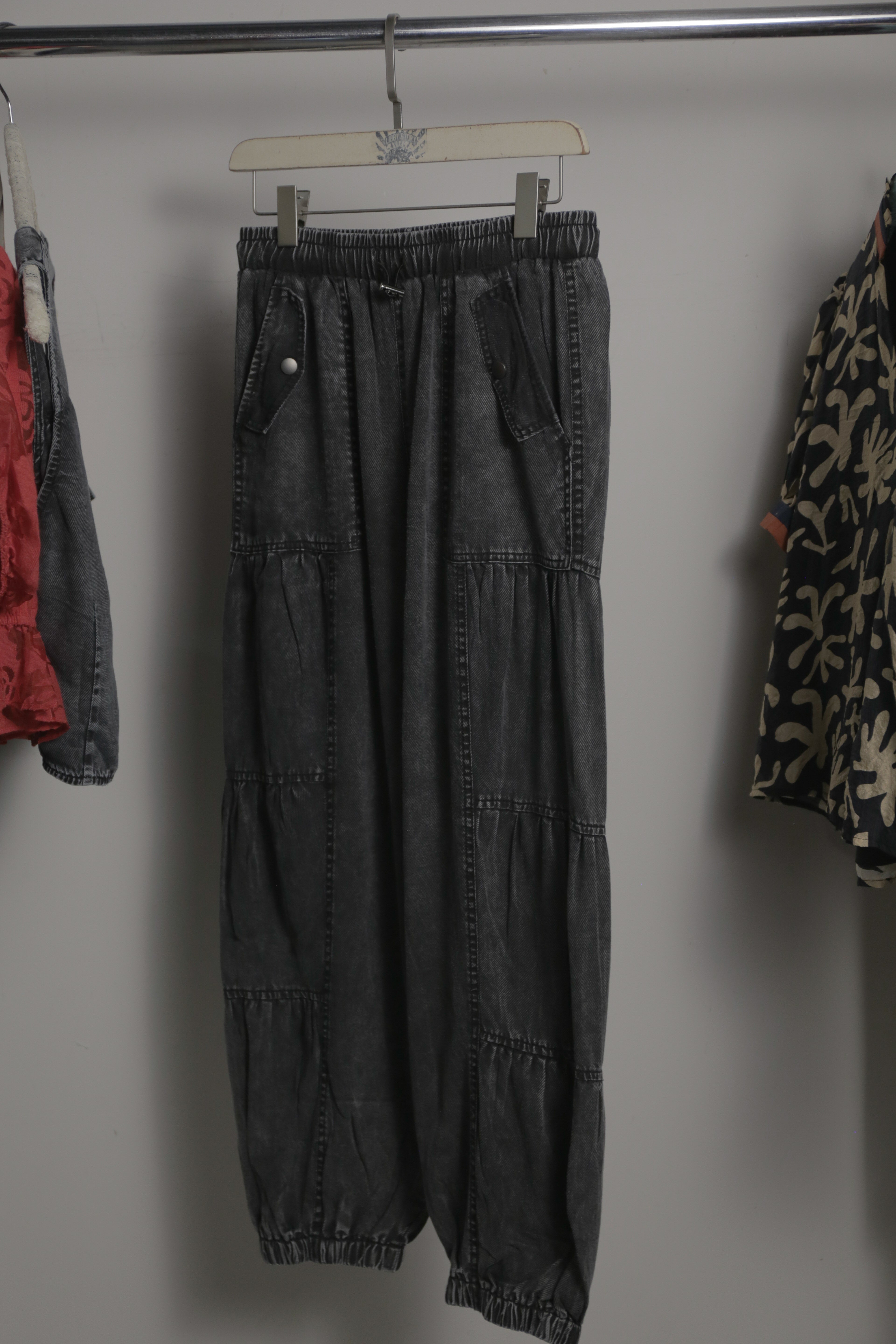 Washed Black Tiered Twill Pant