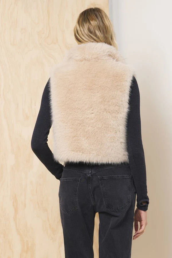 Vintage havana Almond Cozy Fur Vest