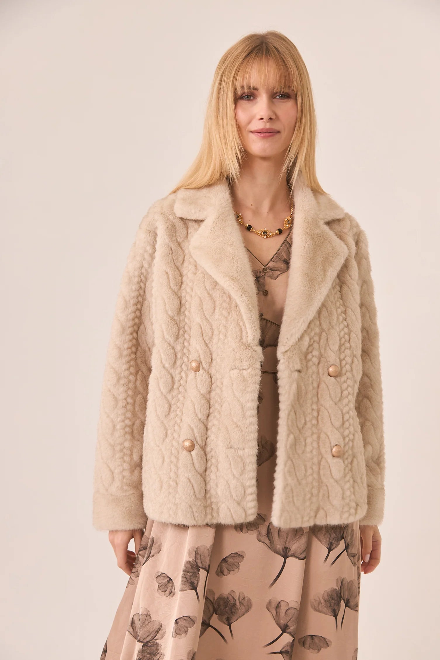 Nekane Short Braided Hair Coat