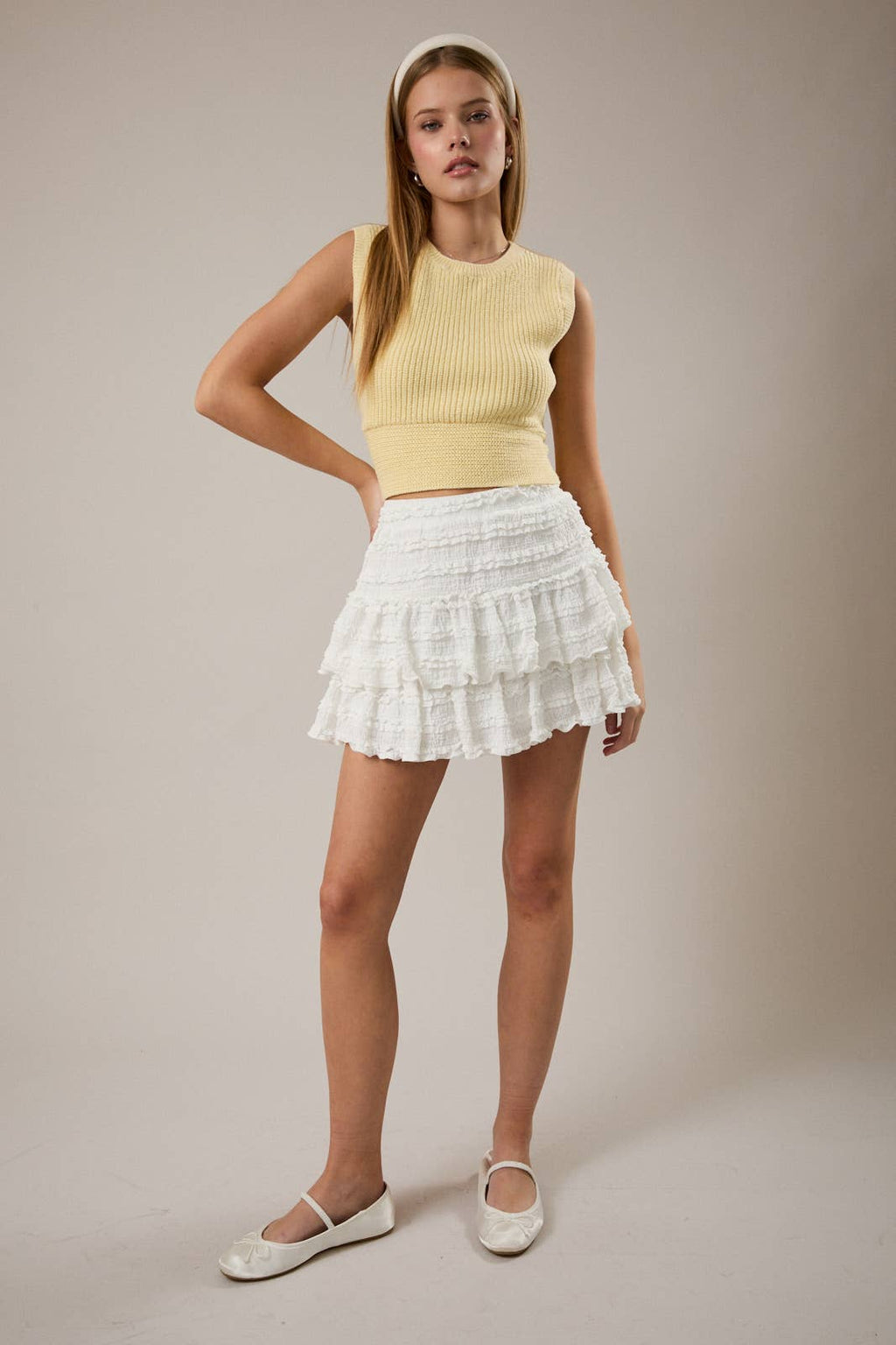 BACK BOW DETAIL SLEEVELESS SWEATER TOP