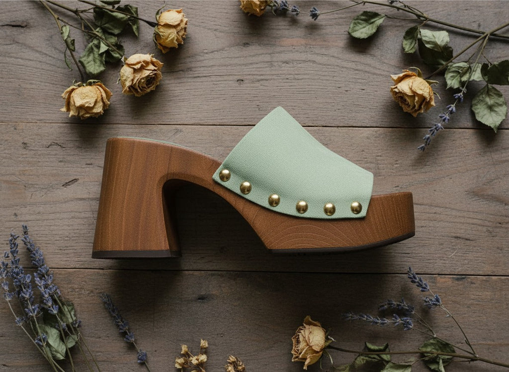 [AI-GEN] MIA Emmerie Platform Sandal