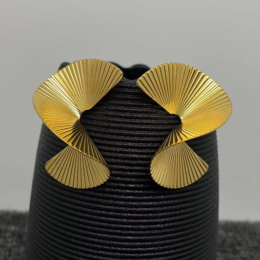 Twisted Scalloped 18K Gold Plated S.Steel Post Earrings