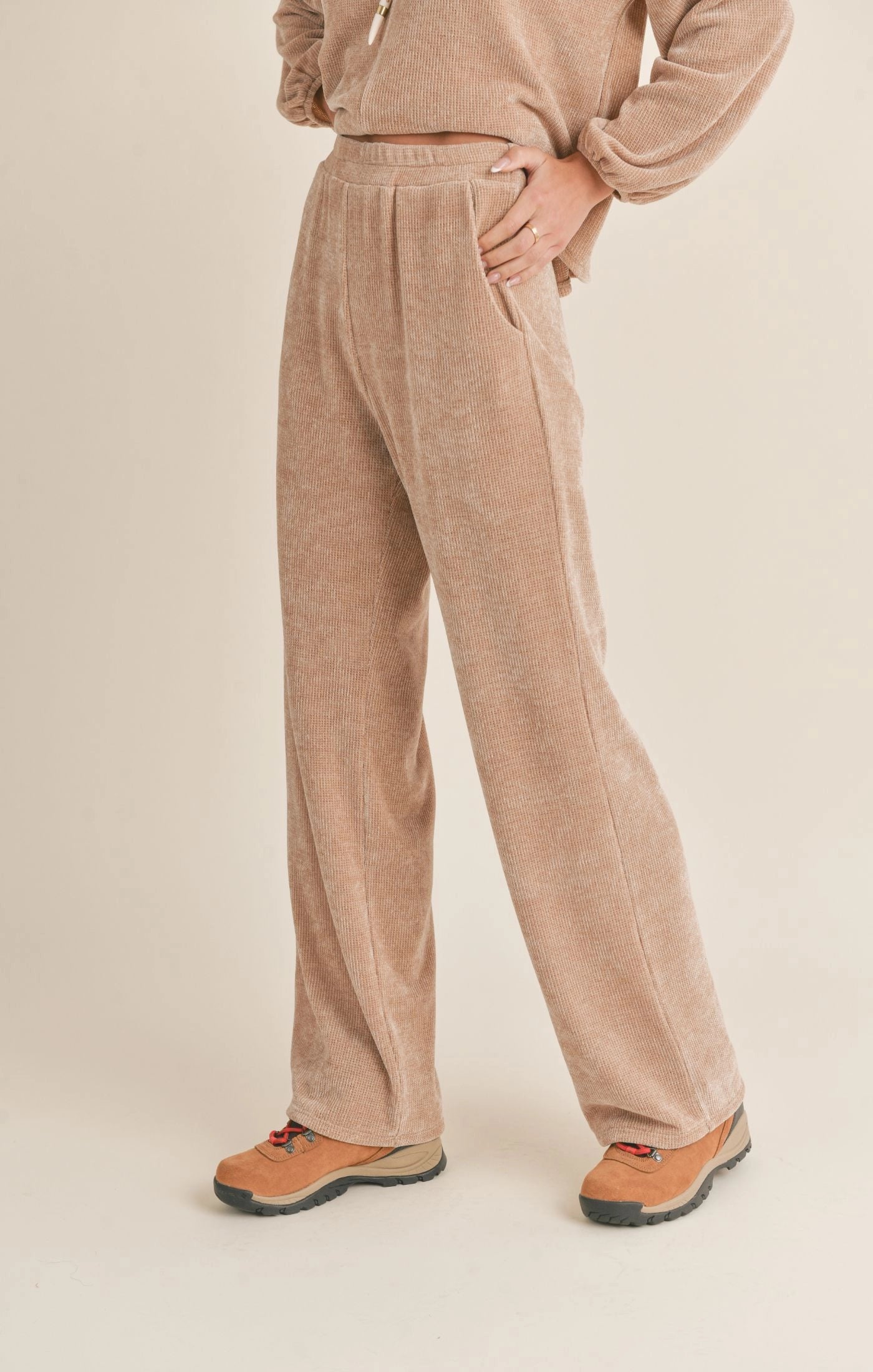 Sadie & Sage Graham Cracker Soft Pant