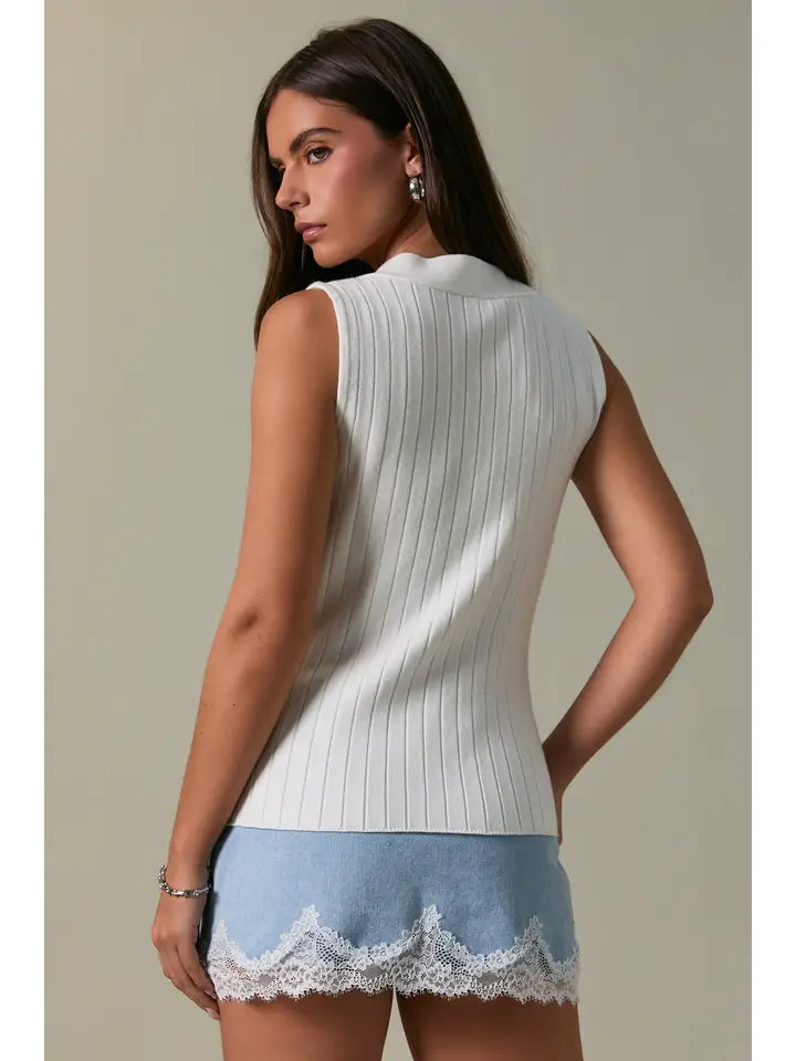 Twisted Front V-Neck Sleeveless Sweater Top