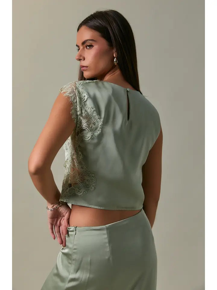 Sleeveless High Neck Lace Trim Crop Top