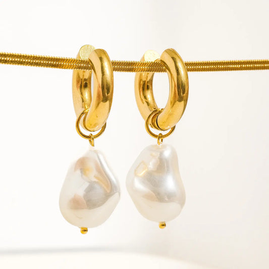 Oceana Gold Statement Large Pearl Earring