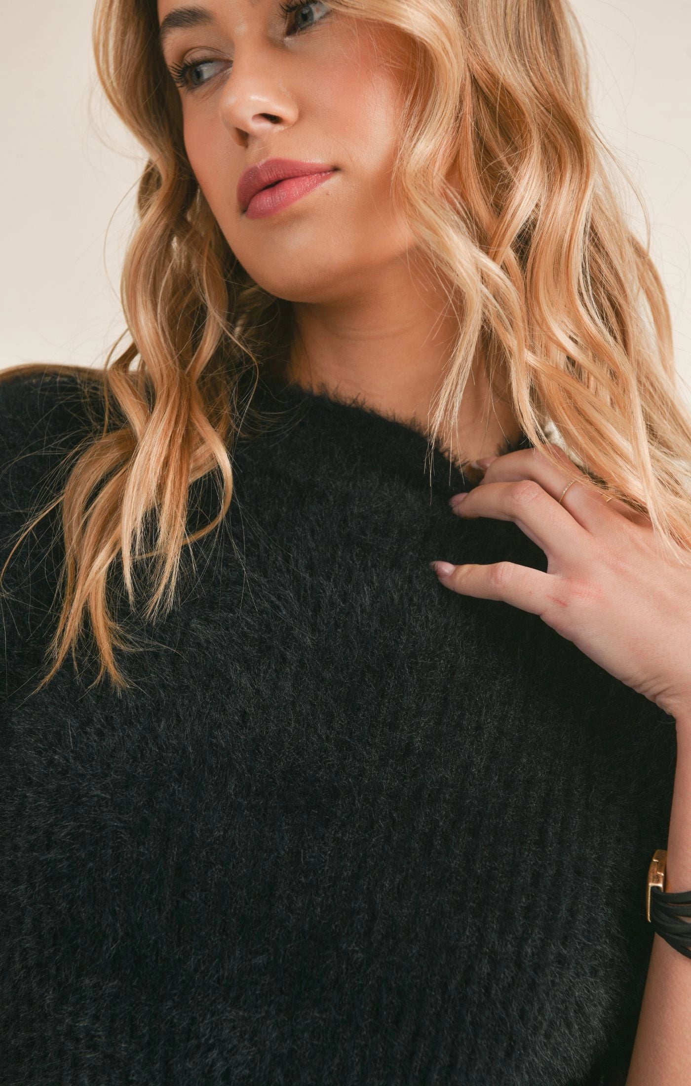 Sadie & Sage Rudy Ribbed Short Sleeve Sweater