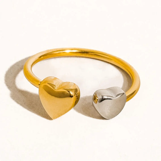 Loanni 18K Two Tone Heart Ring
