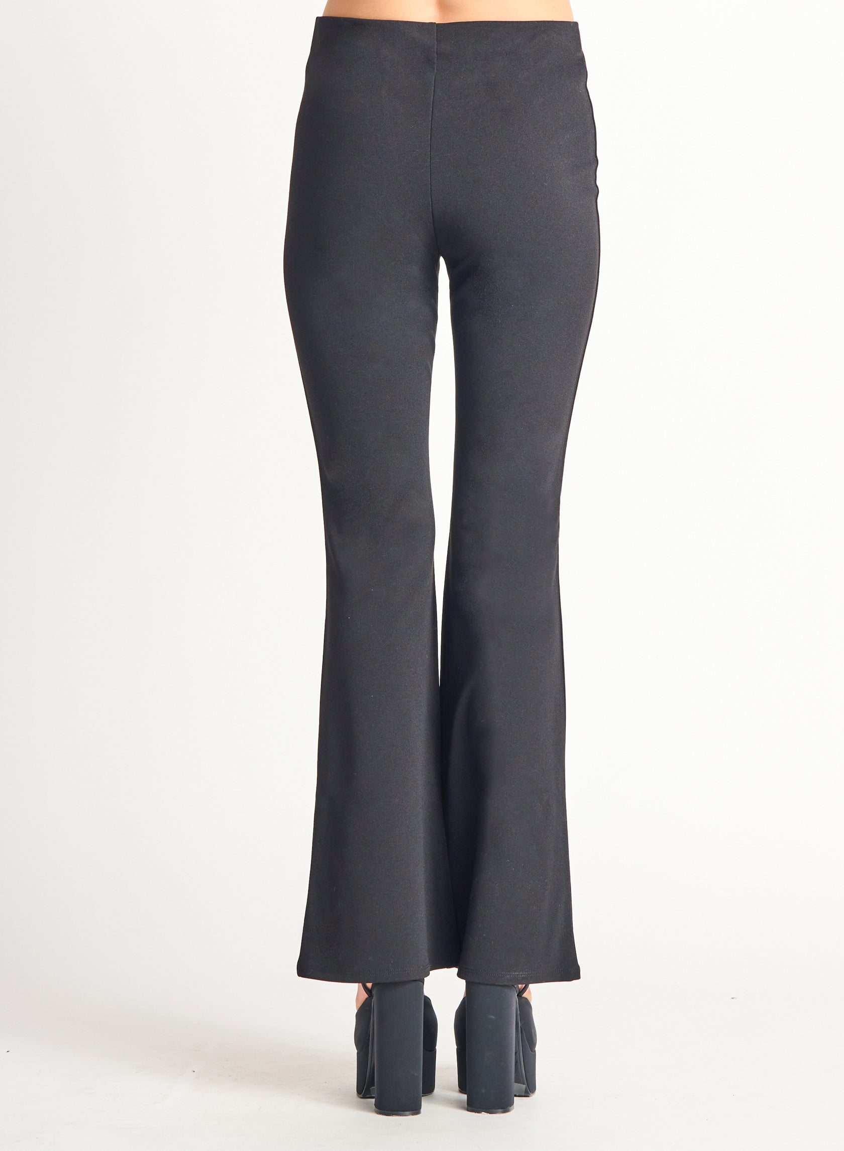 Dex Barbara Flared Knit Pant