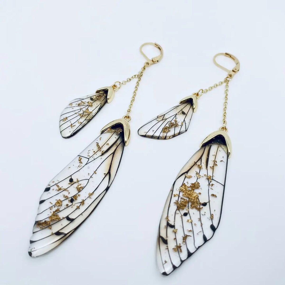 Gradient Color Cicada Wing Earring
