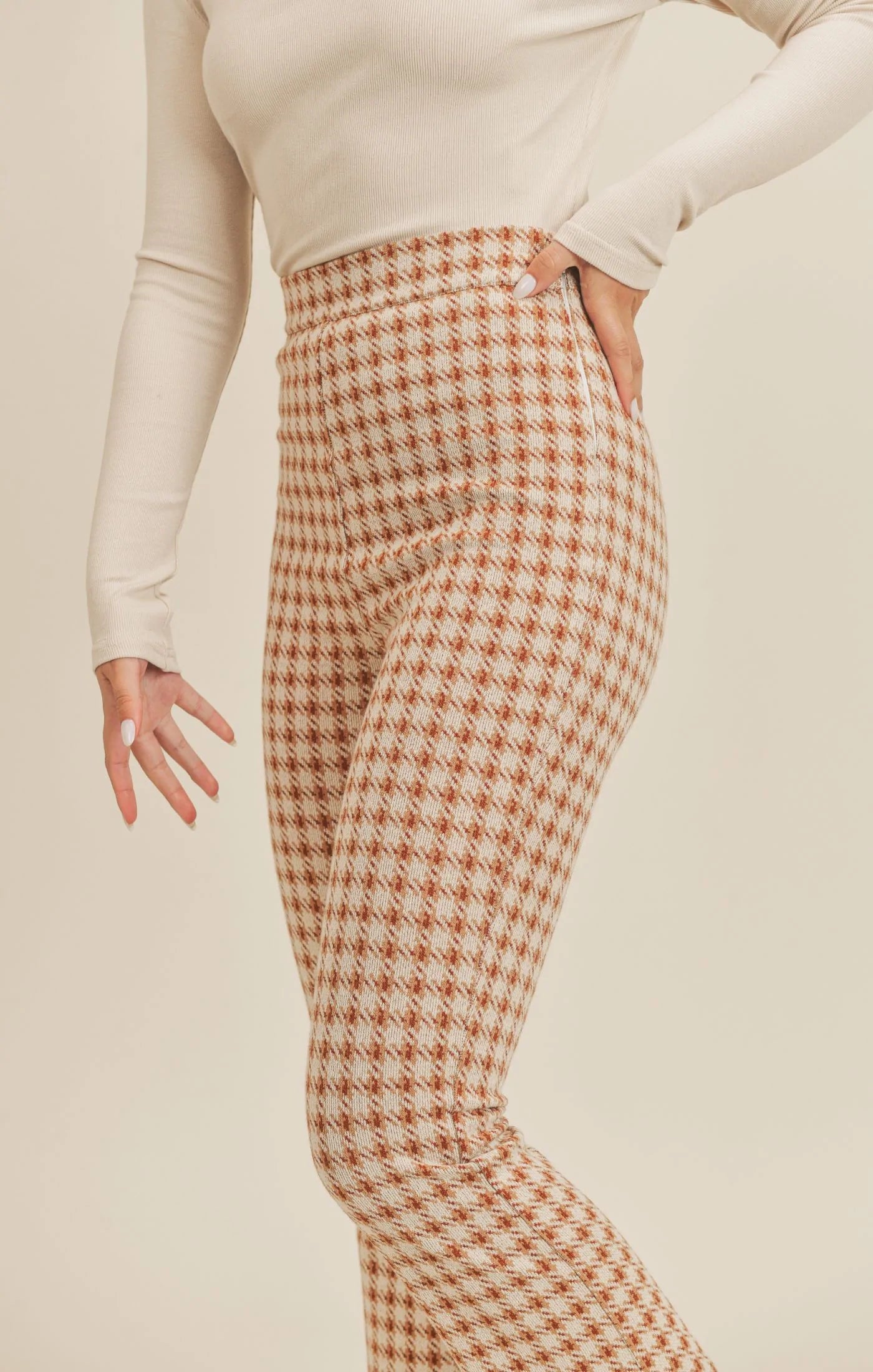 Sadie & Sage Really Dearly Plaid Pant