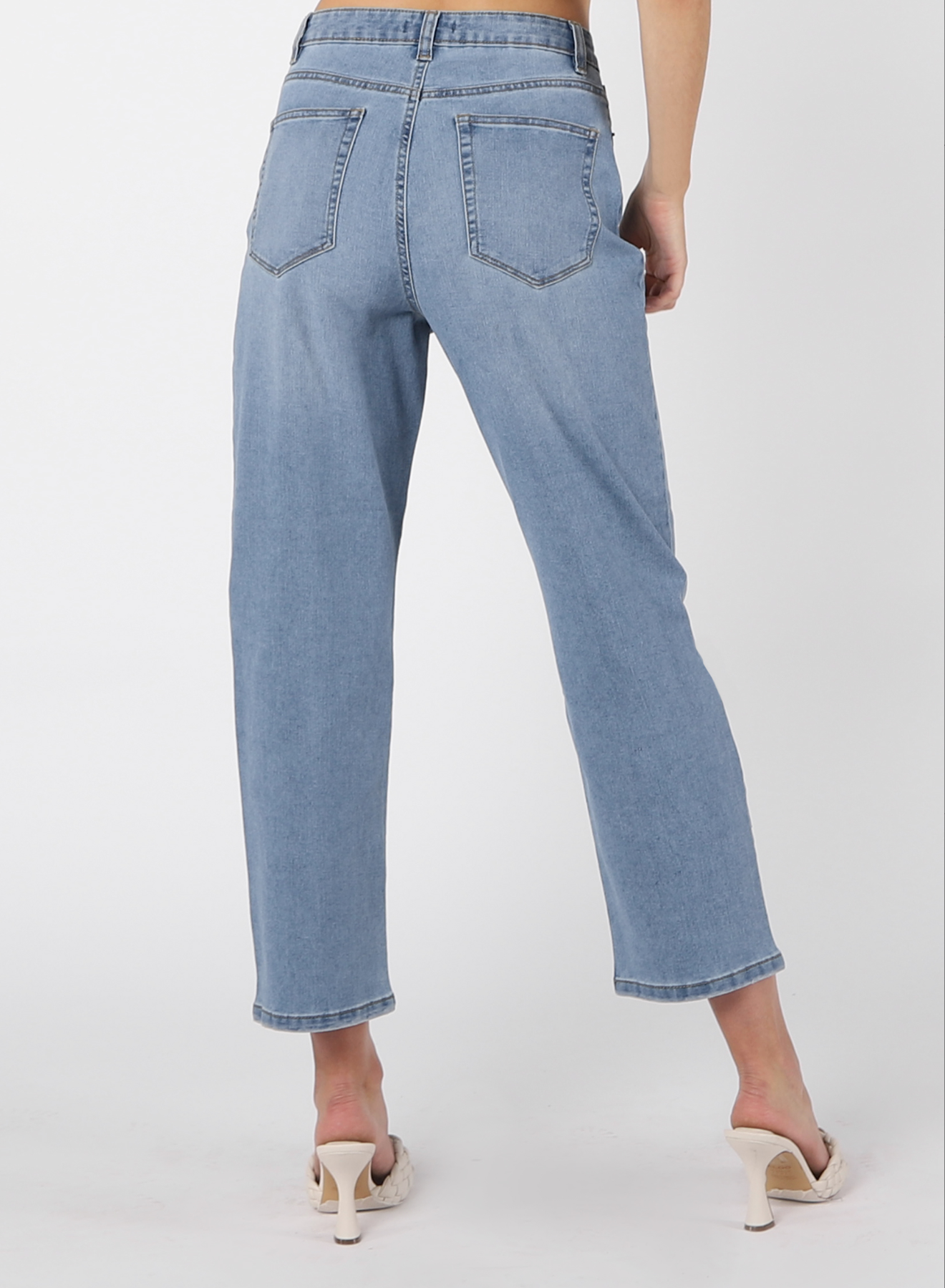 Dex Zoe High Rise Mom Straight Light Jean
